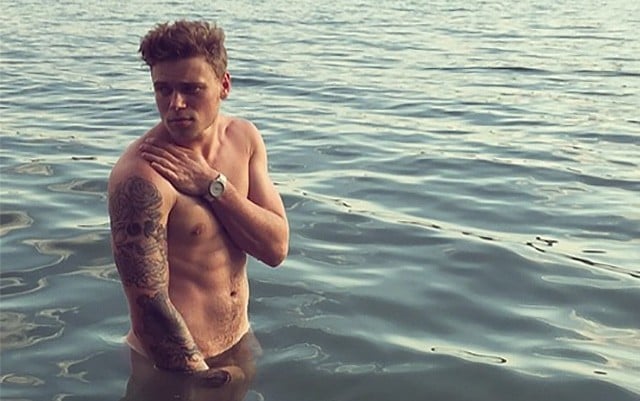 Troll Asks Gus Kenworthy If He's a The ‘Man or Woman’ in Relationships