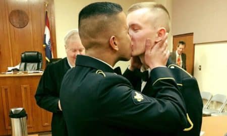 Military couple’s photo breaks the Internet.