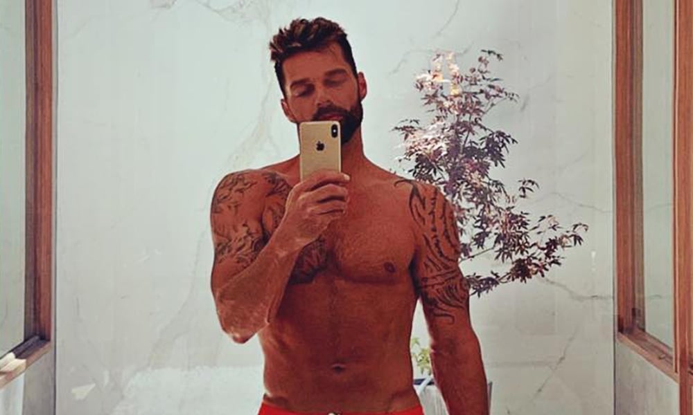 Ricky Martin's Instagram Story Leaves Fans Thirsty