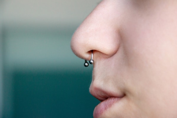 close up septum piercing