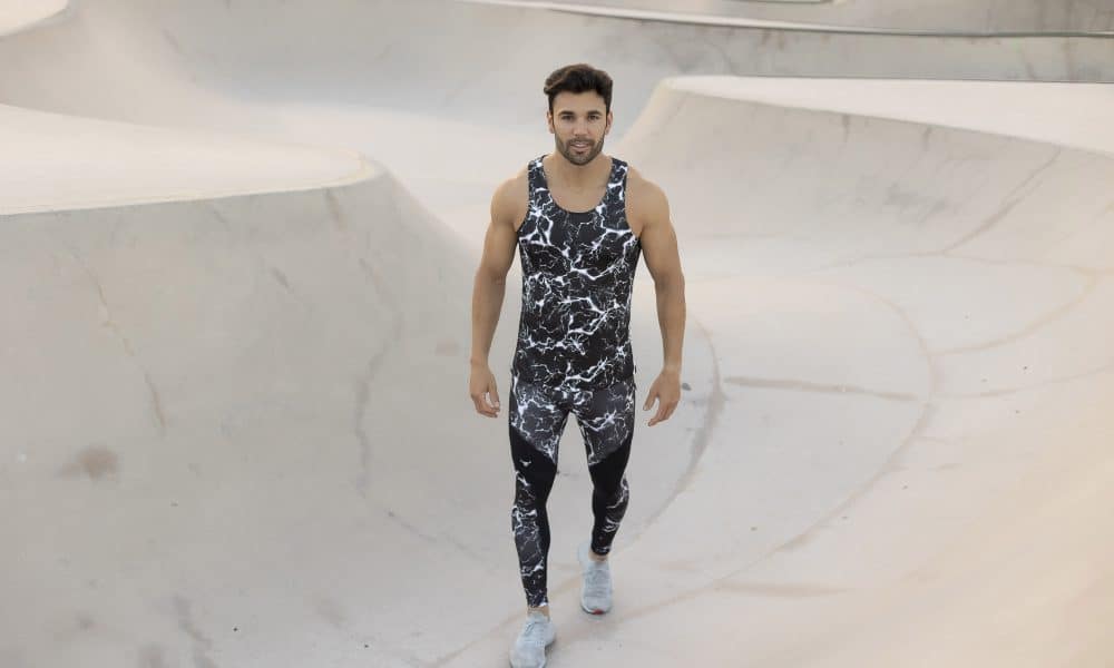 Black Thunder Meggings and Tank Top No-VPL Technology