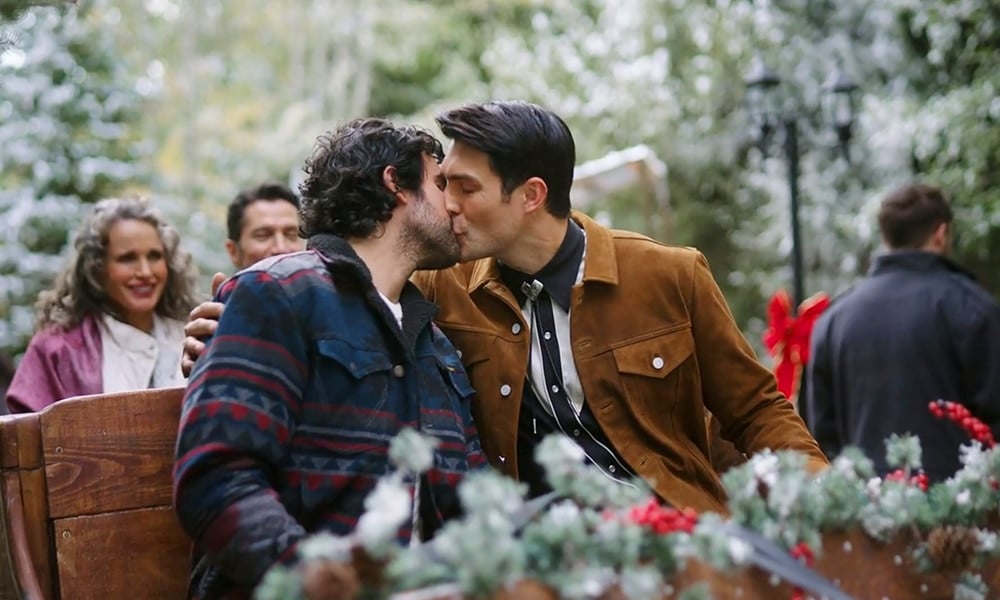 Best LGBTQ+ Holiday Movies, Dashing in December