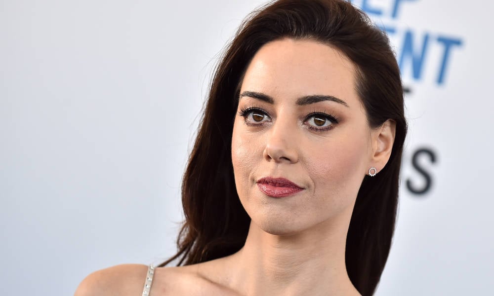 Aubrey Plaza’s Latest Photoshoot Is Sending Sapphics Spinning