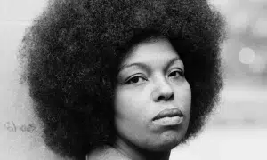 Roberta Flack, the iconic R&B singer best known for hits like "The First Time Ever I Saw Your Face" and "Killing Me Softly With His Song," has passed away at age 88.